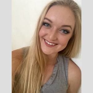 Meet your Posher, Christine